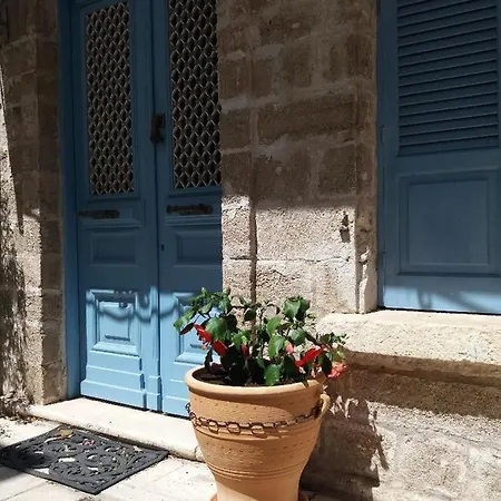 Arxontiko Lefkada City